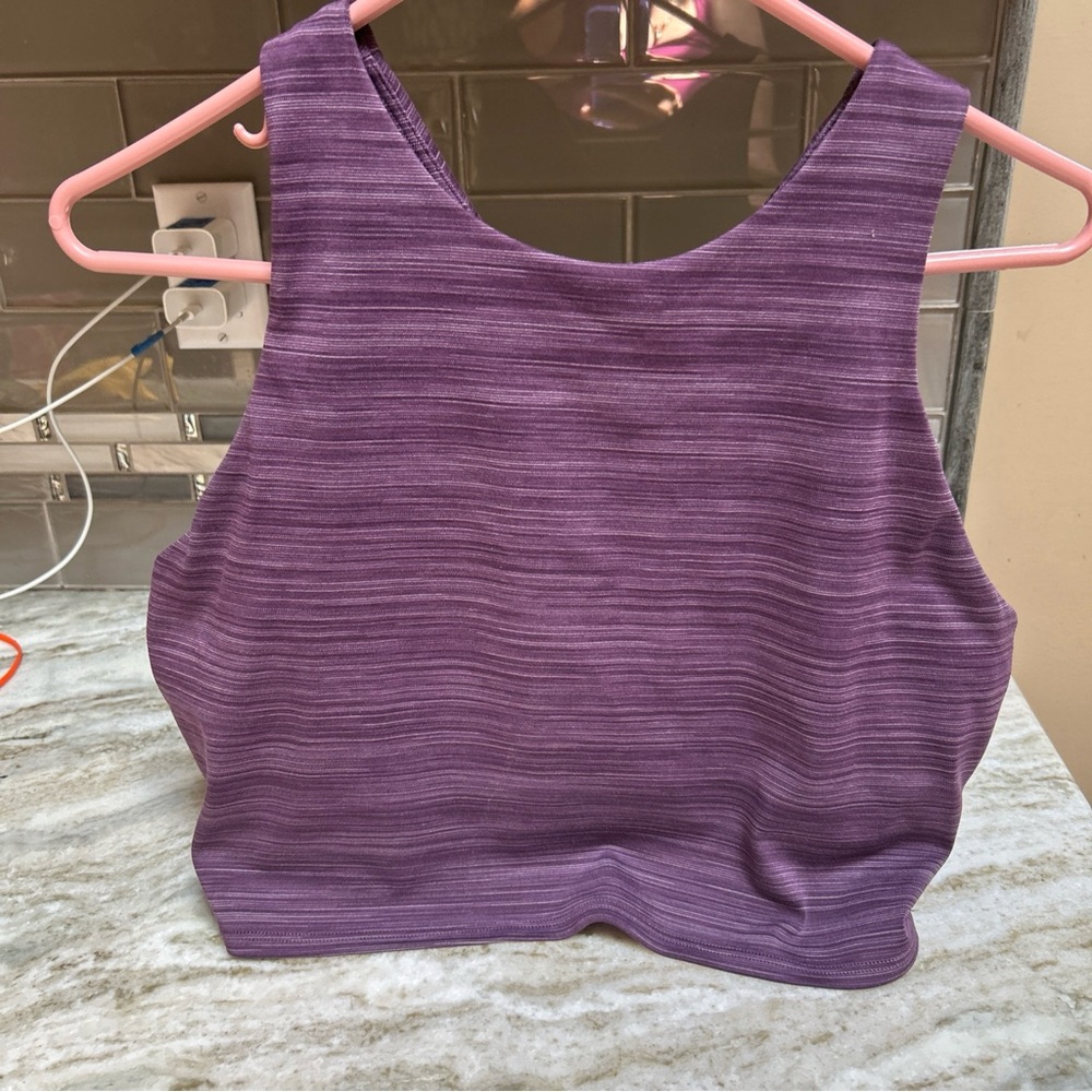 Athleta Sports Bra Women's Size XL Racerback  Long Line Crop Top. Built n bra